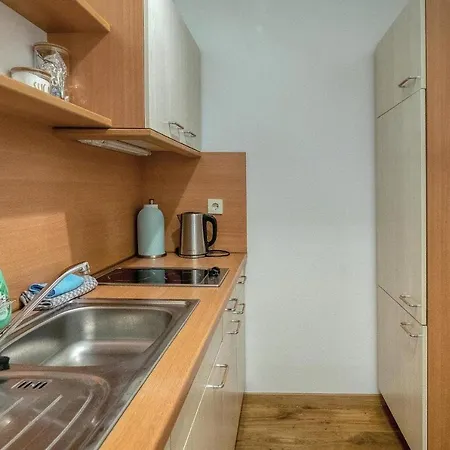 Ferienwohnung Indigo Nahe Bahnhof Und Kurpark Apartman